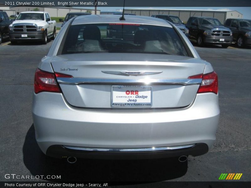 Bright Silver Metallic / Black 2011 Chrysler 200 Limited