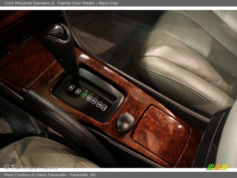 Franklin Silver Metallic / Black/Gray 2002 Mitsubishi Diamante LS