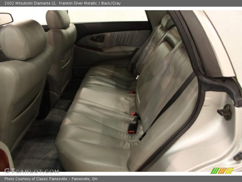 Franklin Silver Metallic / Black/Gray 2002 Mitsubishi Diamante LS