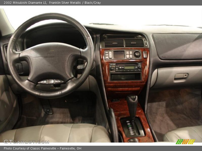 Franklin Silver Metallic / Black/Gray 2002 Mitsubishi Diamante LS