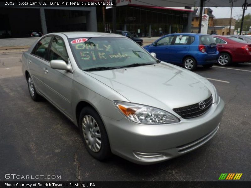 Lunar Mist Metallic / Dark Charcoal 2002 Toyota Camry LE