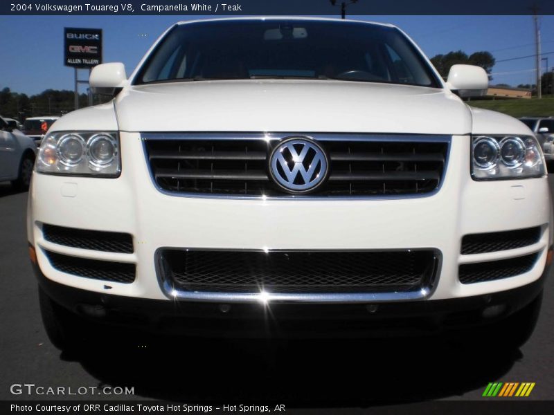 Campanella White / Teak 2004 Volkswagen Touareg V8