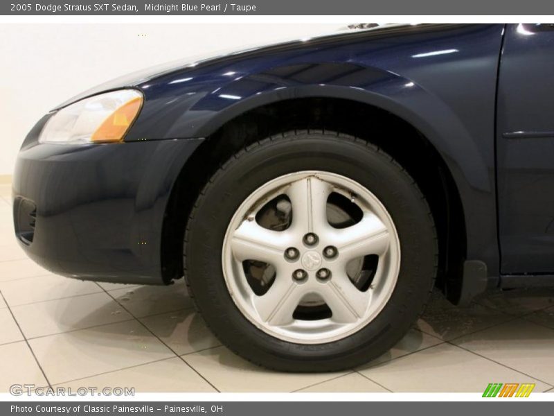 Midnight Blue Pearl / Taupe 2005 Dodge Stratus SXT Sedan