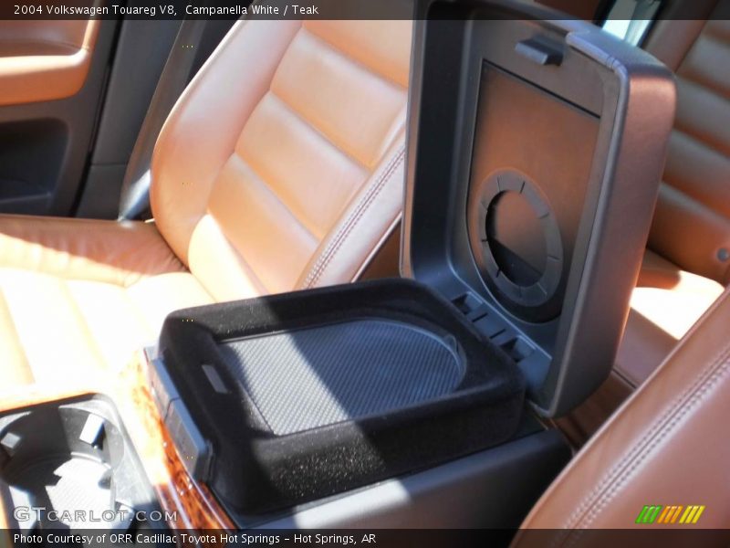 Campanella White / Teak 2004 Volkswagen Touareg V8