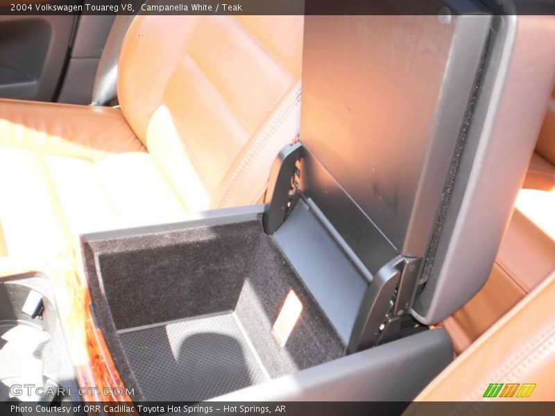 Campanella White / Teak 2004 Volkswagen Touareg V8