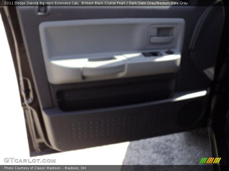 Brilliant Black Crystal Pearl / Dark Slate Gray/Medium Slate Gray 2011 Dodge Dakota Big Horn Extended Cab