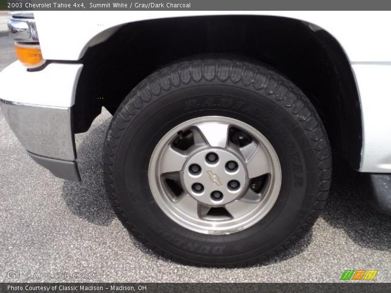 Summit White / Gray/Dark Charcoal 2003 Chevrolet Tahoe 4x4