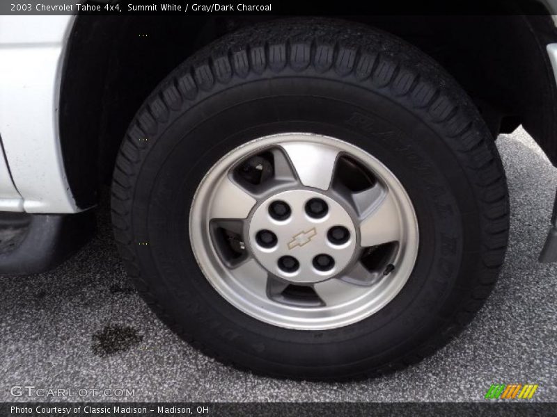 Summit White / Gray/Dark Charcoal 2003 Chevrolet Tahoe 4x4