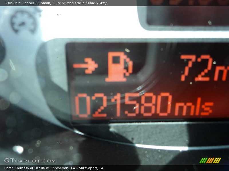 Pure Silver Metallic / Black/Grey 2009 Mini Cooper Clubman