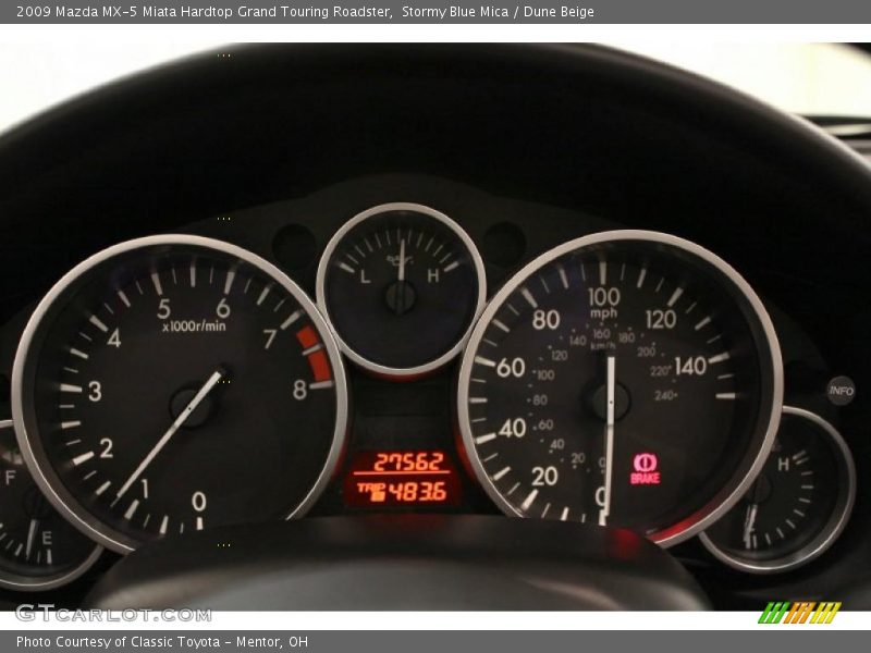 Controls of 2009 MX-5 Miata Hardtop Grand Touring Roadster