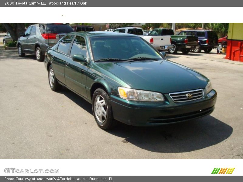 Woodland Pearl / Oak 2000 Toyota Camry LE