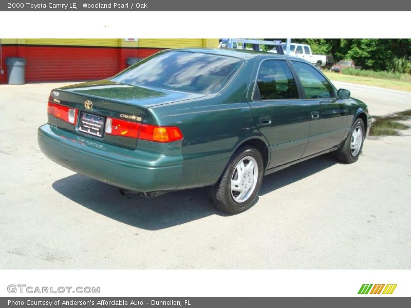 Woodland Pearl / Oak 2000 Toyota Camry LE