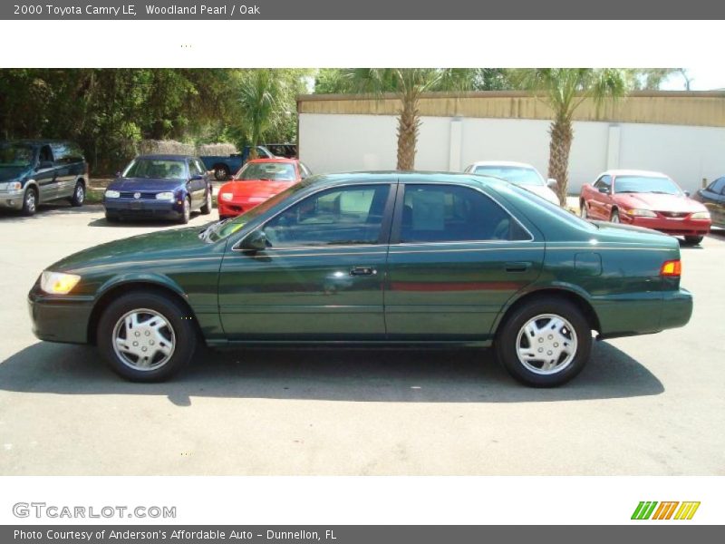 Woodland Pearl / Oak 2000 Toyota Camry LE