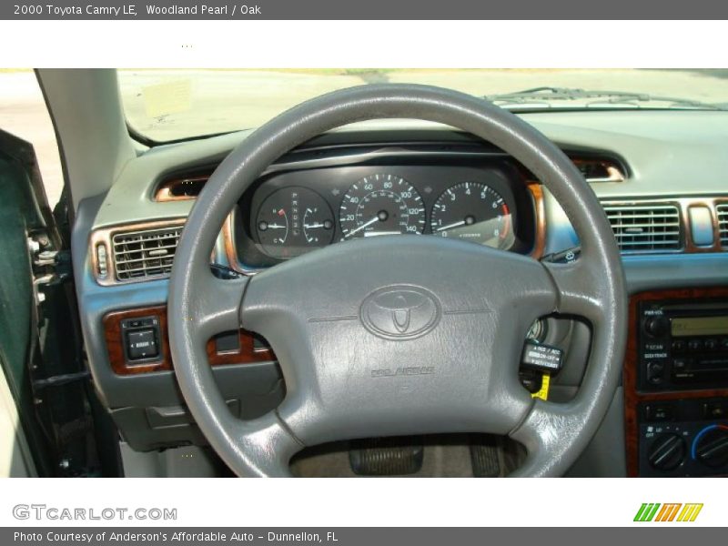 Woodland Pearl / Oak 2000 Toyota Camry LE