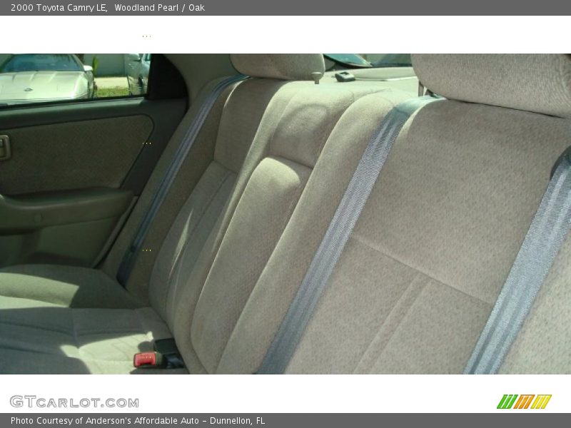 Woodland Pearl / Oak 2000 Toyota Camry LE