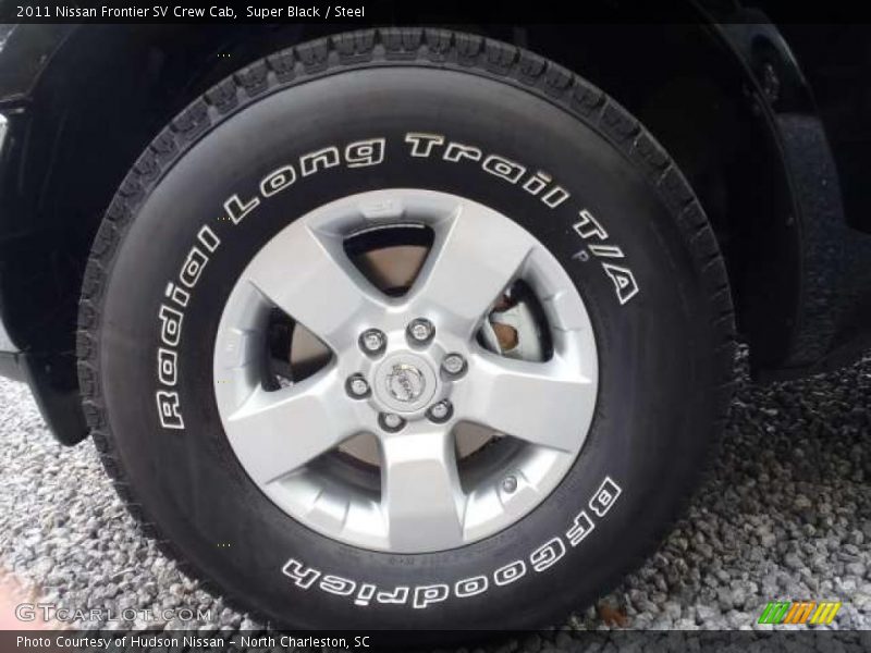 Super Black / Steel 2011 Nissan Frontier SV Crew Cab