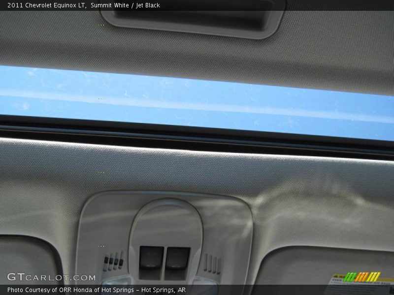 Summit White / Jet Black 2011 Chevrolet Equinox LT