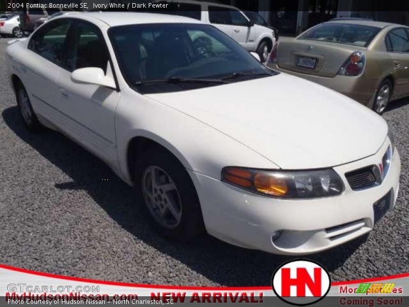 Ivory White / Dark Pewter 2004 Pontiac Bonneville SE