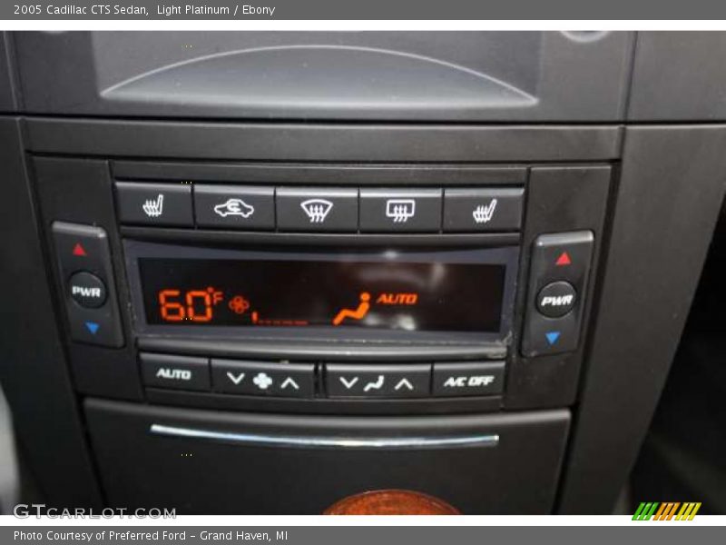 Light Platinum / Ebony 2005 Cadillac CTS Sedan