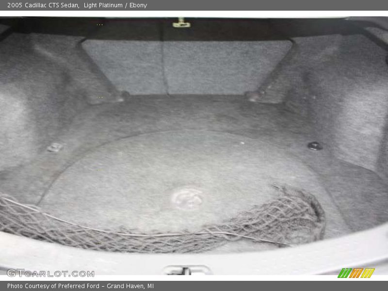 Light Platinum / Ebony 2005 Cadillac CTS Sedan