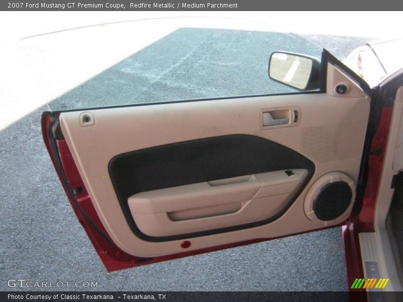 Door Panel of 2007 Mustang GT Premium Coupe