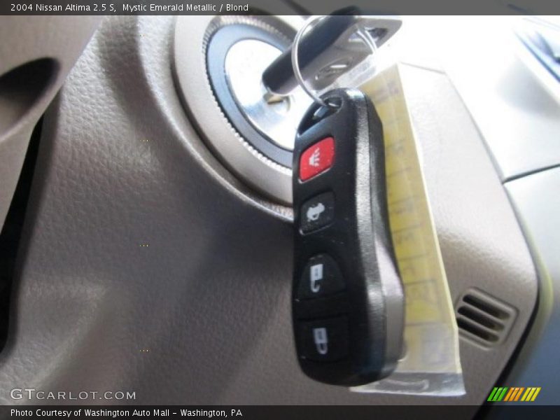 Mystic Emerald Metallic / Blond 2004 Nissan Altima 2.5 S