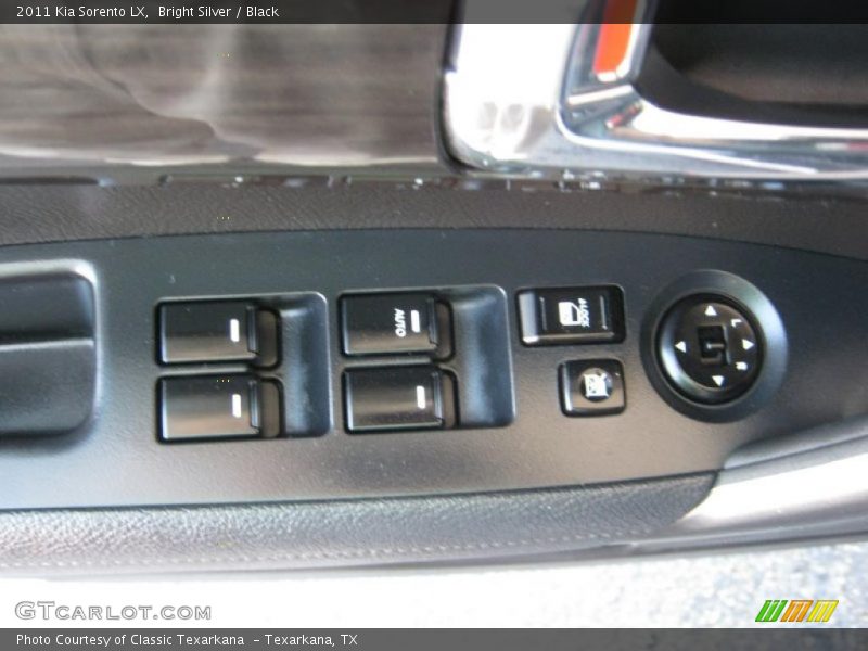 Bright Silver / Black 2011 Kia Sorento LX