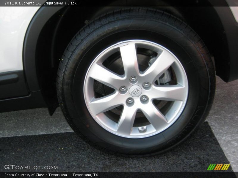Bright Silver / Black 2011 Kia Sorento LX