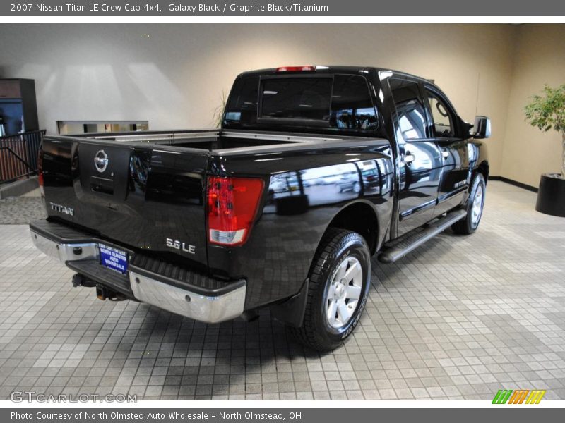 Galaxy Black / Graphite Black/Titanium 2007 Nissan Titan LE Crew Cab 4x4