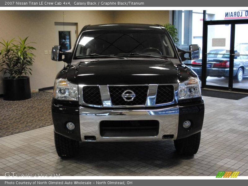 Galaxy Black / Graphite Black/Titanium 2007 Nissan Titan LE Crew Cab 4x4