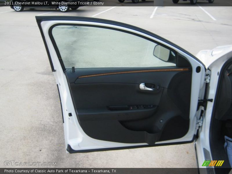 White Diamond Tricoat / Ebony 2011 Chevrolet Malibu LT