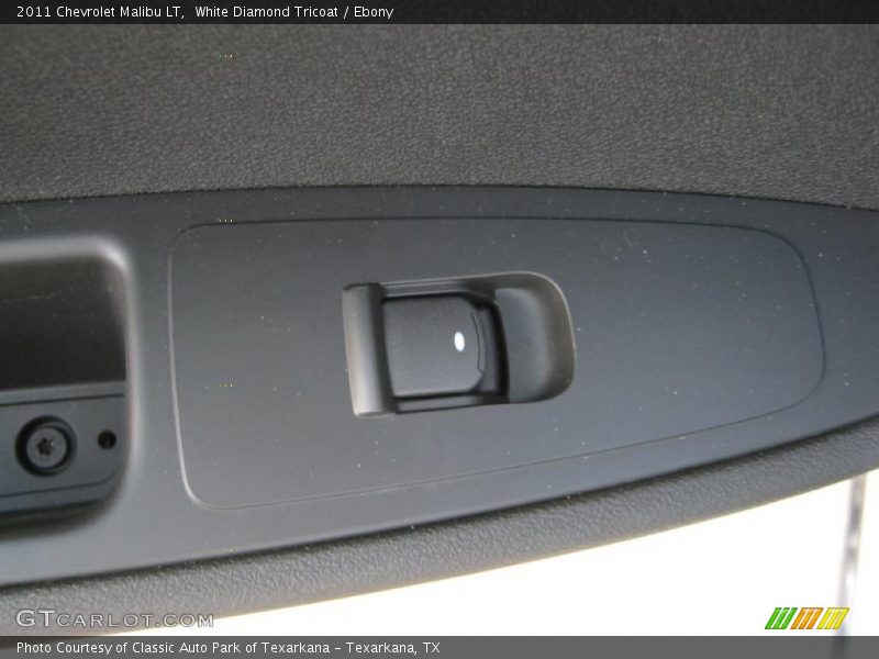 White Diamond Tricoat / Ebony 2011 Chevrolet Malibu LT