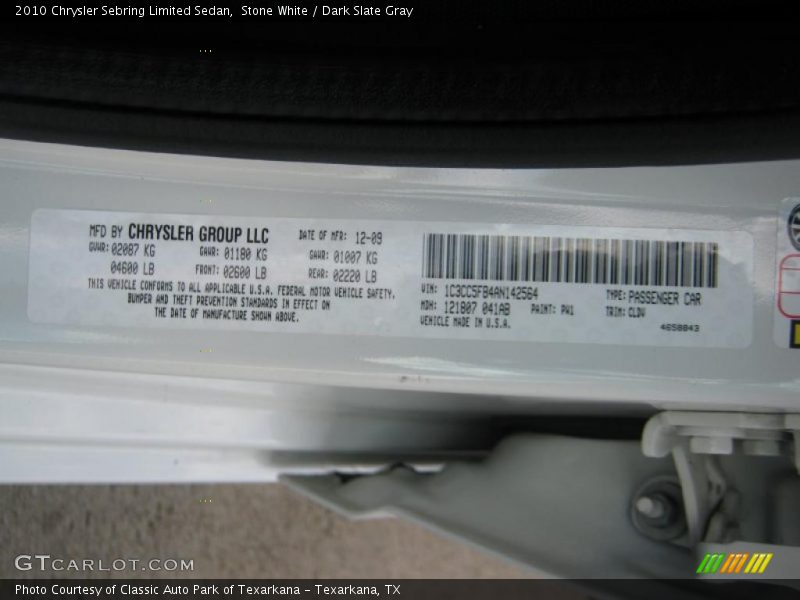 Stone White / Dark Slate Gray 2010 Chrysler Sebring Limited Sedan