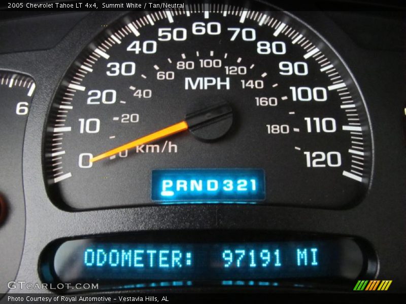 Summit White / Tan/Neutral 2005 Chevrolet Tahoe LT 4x4