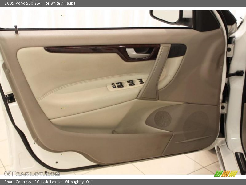 Ice White / Taupe 2005 Volvo S60 2.4