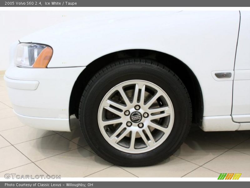  2005 S60 2.4 Wheel