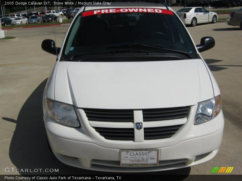 Stone White / Medium Slate Gray 2005 Dodge Caravan SXT
