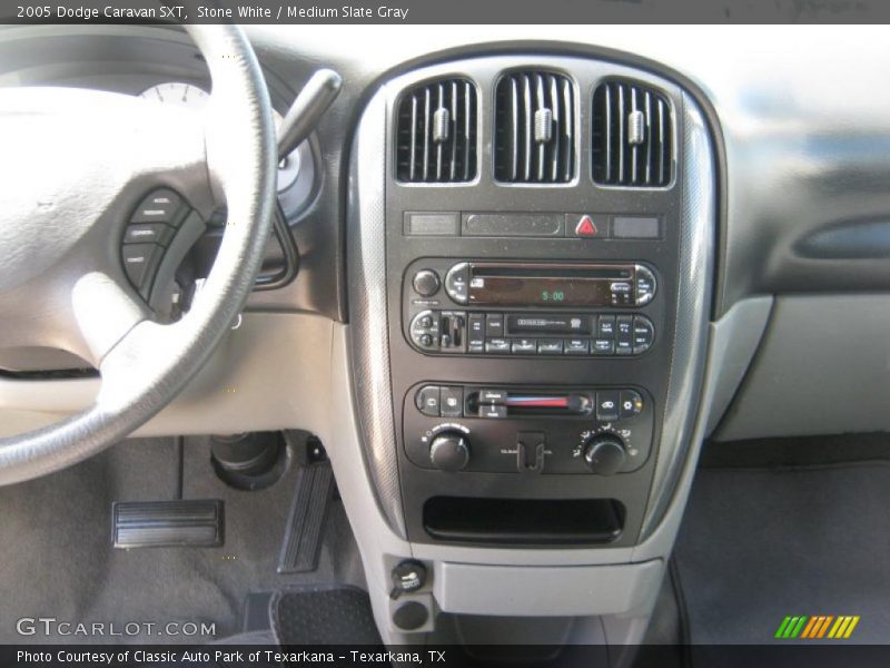 Stone White / Medium Slate Gray 2005 Dodge Caravan SXT