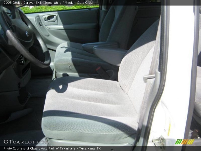 Stone White / Medium Slate Gray 2005 Dodge Caravan SXT