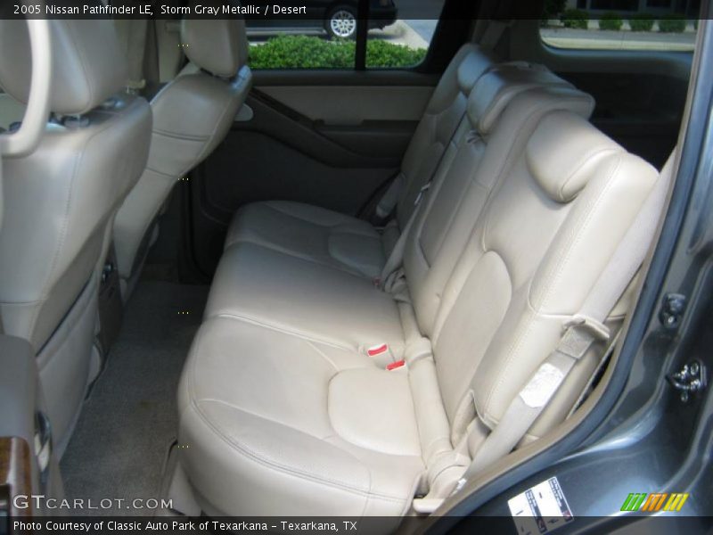 Storm Gray Metallic / Desert 2005 Nissan Pathfinder LE