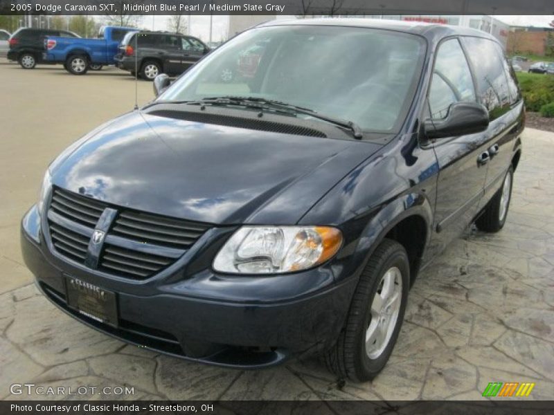 Midnight Blue Pearl / Medium Slate Gray 2005 Dodge Caravan SXT