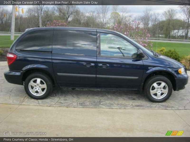 Midnight Blue Pearl / Medium Slate Gray 2005 Dodge Caravan SXT