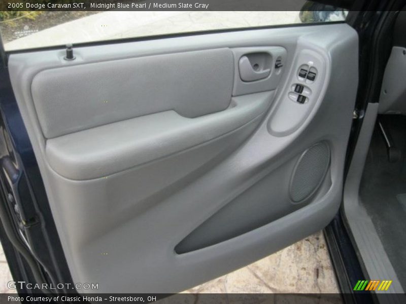 Midnight Blue Pearl / Medium Slate Gray 2005 Dodge Caravan SXT