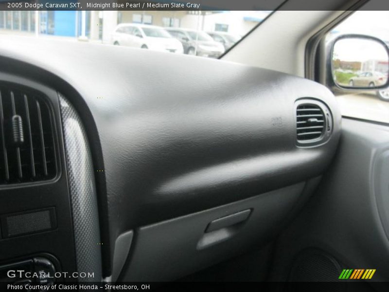 Midnight Blue Pearl / Medium Slate Gray 2005 Dodge Caravan SXT