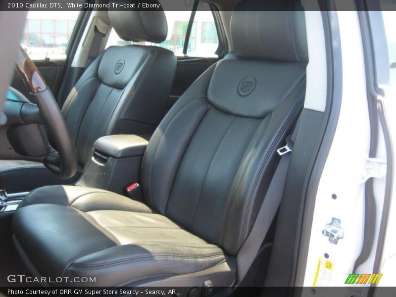 White Diamond Tri-coat / Ebony 2010 Cadillac DTS