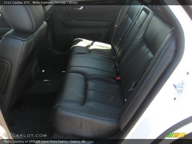 White Diamond Tri-coat / Ebony 2010 Cadillac DTS