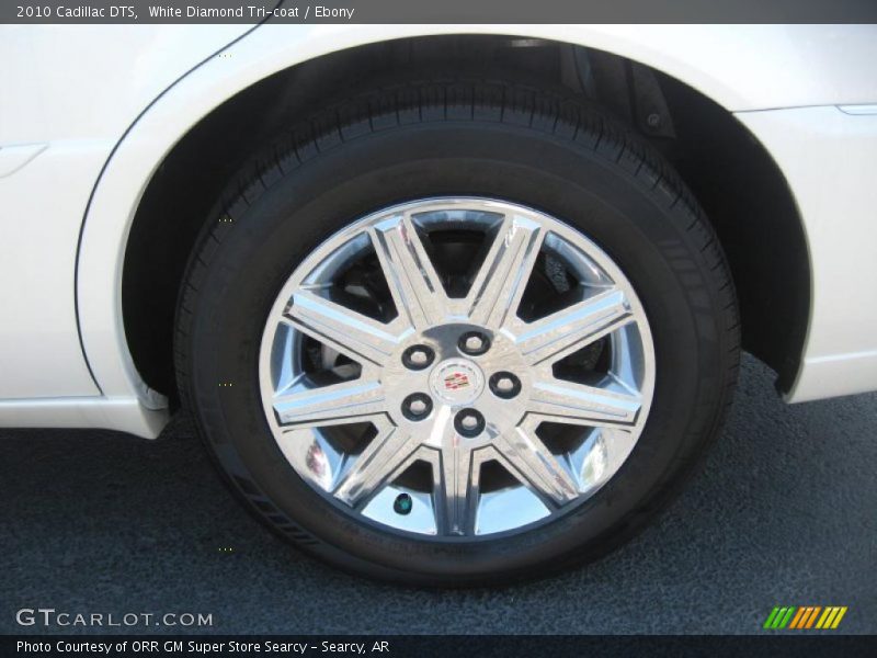 White Diamond Tri-coat / Ebony 2010 Cadillac DTS