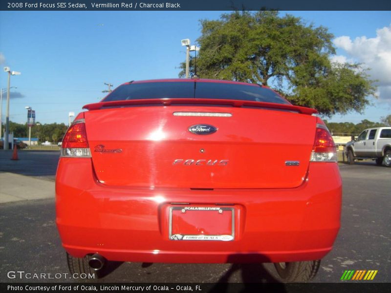 Vermillion Red / Charcoal Black 2008 Ford Focus SES Sedan