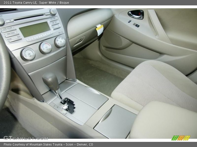 Super White / Bisque 2011 Toyota Camry LE