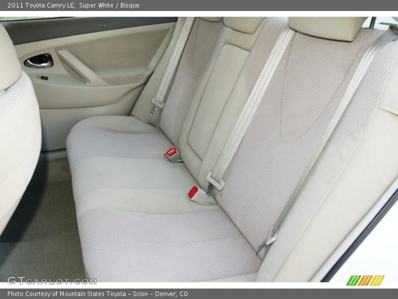 Super White / Bisque 2011 Toyota Camry LE